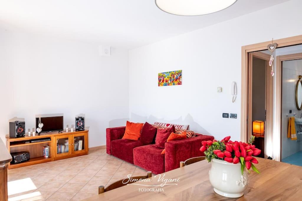 Il Giardino Di Laura Apartment Costa Volpino Exterior photo