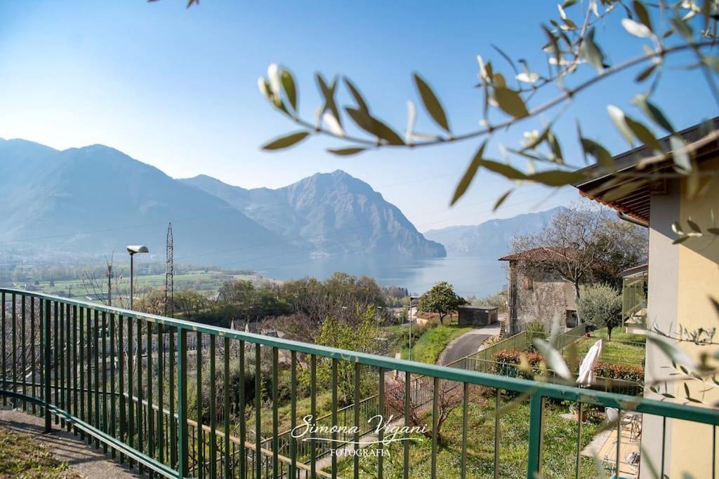 Il Giardino Di Laura Apartment Costa Volpino Exterior photo